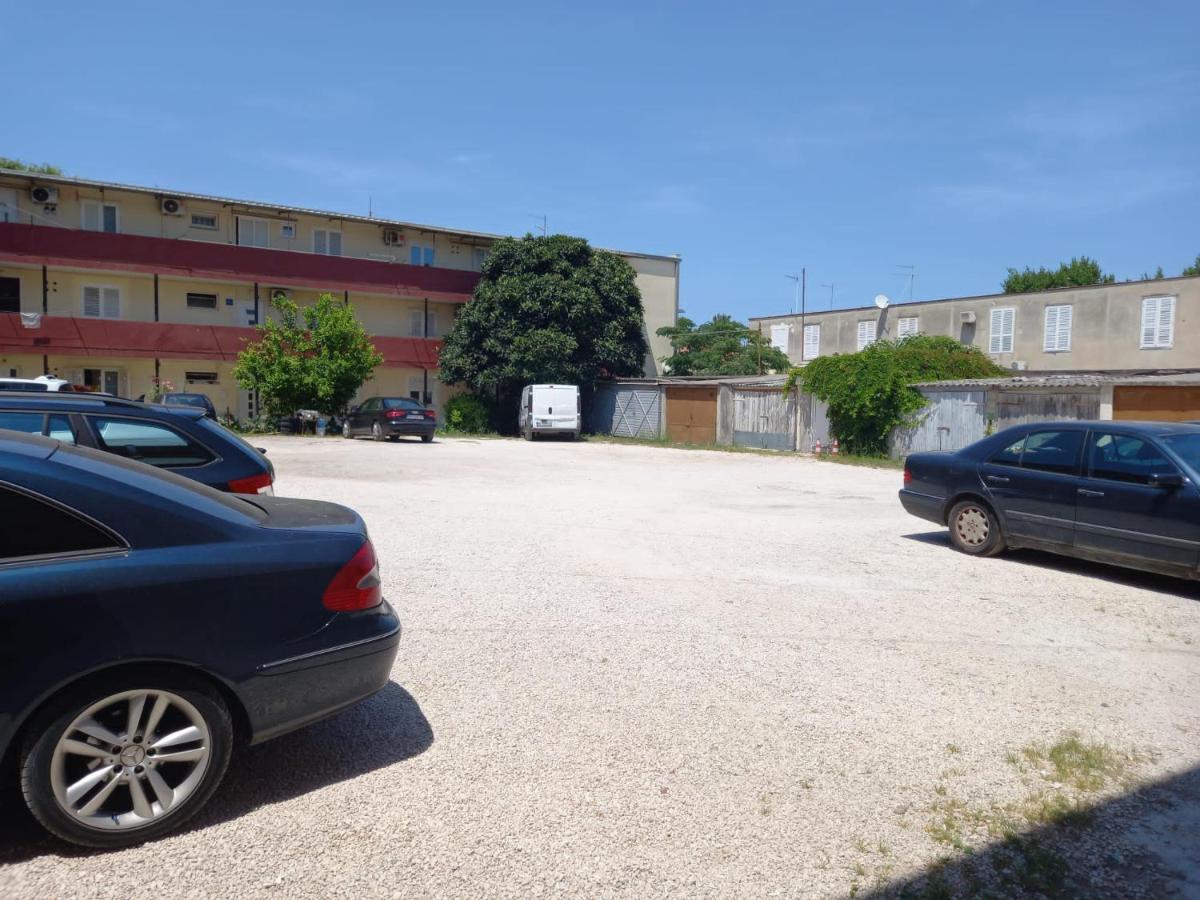 Apartman Zara Eksteriør billede
